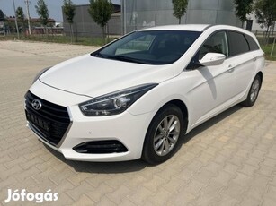 Hyundai I40 2.0 GDI Premium (Automata) Sérülésm...