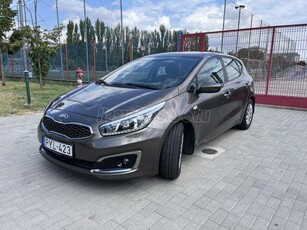 KIA CEE'D 1.4 CVVT Bronze Magyarországi. garantált kevés km. gyári fényezésű. friss műszakival. 25/07 gara