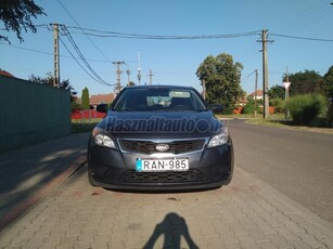 KIA CEE'D 1.4 EX EURO5