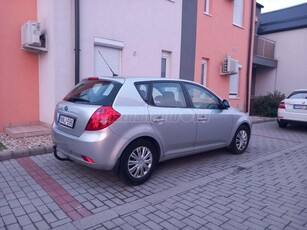 KIA CEE'D 1.4 EX Limited