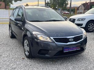 KIA CEE'D SW 1.6 CRDi EX EURO5 GYÁRI FÉNY. AKÁR 3 ÉV GARANCIA! KITŰNŐ!!