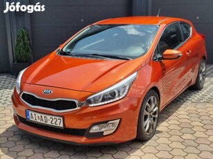 KIA Pro CEE'D 1.6 CRDI EX Két Gyári Kulcs. CSAL...