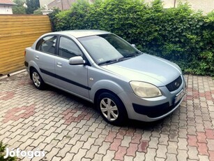 KIA RIO 1.4 EX cserélhető!