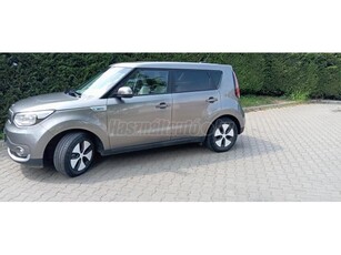 KIA SOUL EV CVT