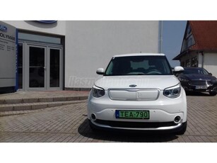 KIA SOUL EV CVT Vezetett szervízkönnyvel. bemért akksival!