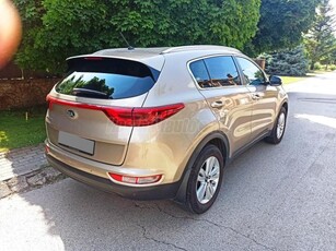 KIA SPORTAGE 1.6 GDI Limitált Magyarországi. Sérülésmentes. szervizkönyves. 78.500 Km.!!!!!