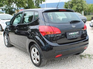 KIA VENGA 1.6 EX Egy tulajdonos T-Ny kerekek Végig KIA-nál szervizelt