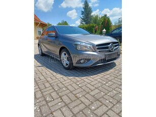 MERCEDES-BENZ A 200 BlueEFFICIENCY Style