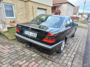 MERCEDES-BENZ C 180 Elegance