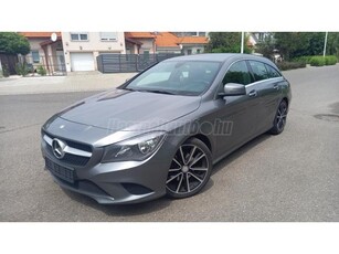 MERCEDES-BENZ CLA 200 CDI d SHOOTING BRAKE - Szervizkönyv - Gyári fény!