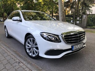 MERCEDES-BENZ E 200 9G-TRONIC Distronic. Újszerű állapot. Hibátlan vajszínű félbőr belső