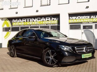 Mercedes-Benz E 220 d 9G-Tronic Black Metallic...