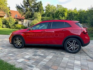 MERCEDES-BENZ GLA 180 7G-DCT