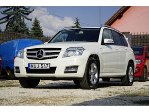 MERCEDES-BENZ GLK 220 CDI BlueEFFICIENCY 4Matic (Automata) MAGYARORSZÁGI+VEZETETT SZERVIZKÖNYV!