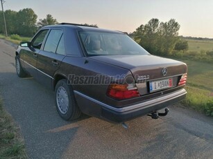 MERCEDES-BENZ W 124 250 D