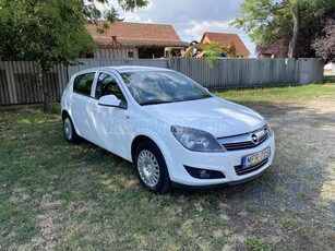 OPEL ASTRA H 1.6 Classic III Easytronic