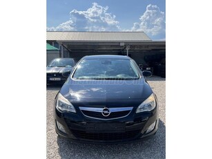 OPEL ASTRA J 1.4 T Selection