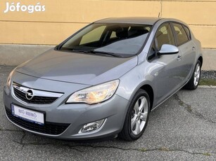 Opel Astra J 1.7 CDTI Selection