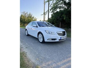 OPEL INSIGNIA 2.0 CDTI Cosmo Start-Stop