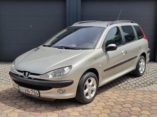 PEUGEOT 206 SW 1.4 Presence HAZAI ÚJ VÁSÁRLÁS. EGY TULAJ! KLÍMA. SZERVIZKÖNYV. ALUFELNI. 2025/11. MŰSZAKI