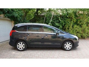 PEUGEOT 5008 1.6 THP Premium EURO5 7személyes!Friss műszaki!Szervizkönyv!Sok extra!