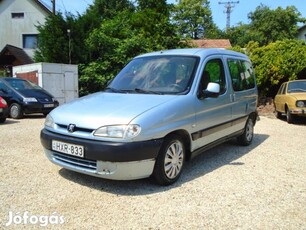 Peugeot Partner 1.6 Combispace 1-év műszakival...