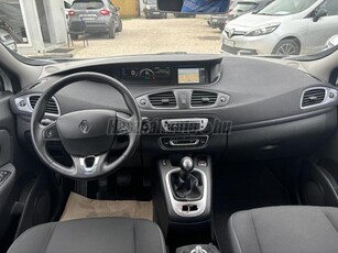 RENAULT GRAND SCENIC Scénic 1.5 dCi Limited (7 személyes ) 97120 km! szervízkönyves. 1év garanciával!