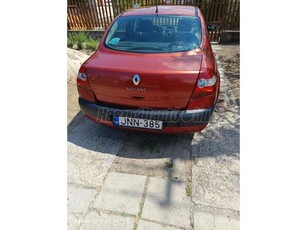 RENAULT MEGANE 1.6 16V Authentique Limusine