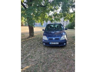 RENAULT SCENIC Scénic 1.9 dCi Alize