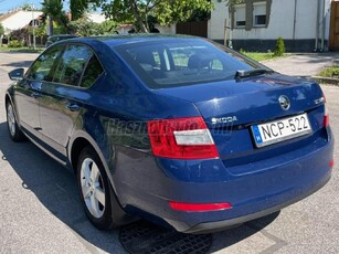 SKODA OCTAVIA 1.6 CR TDI Elegance