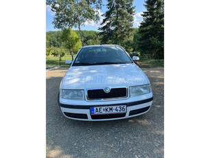 SKODA OCTAVIA 1.8 Turbo Elegance