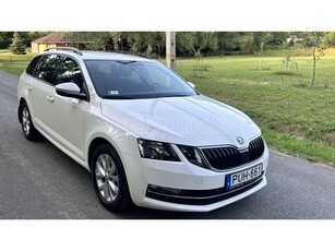 SKODA OCTAVIA Combi 1.6 CR TDI Style Nagykijelző. ülésfűtés . Apple CarPlay . tempomat . esőszenzor