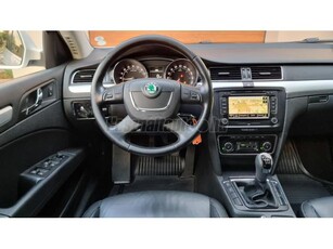 SKODA SUPERB Combi 2.0 CR TDI Elegance Bőr Navi Xenon Radarok Friss vizsga