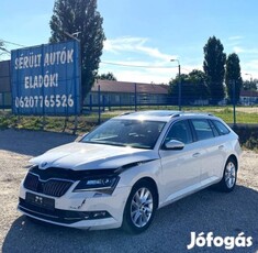 Skoda Superb Combi 2.0 TDi SCR Sportline Panorá...