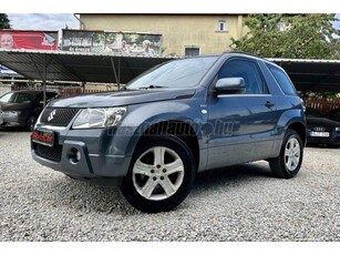 SUZUKI GRAND VITARA 1.6 JX-A SZÉP ÁLLAPOT/VONÓHOROG/ALUKERÉK/4X4/AUT.KLÍMA/MULTIKORMÁNY/FED.KOMPUTER!