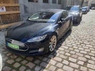 TESLA MODEL S 85 Performance (Automata)