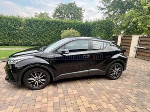 TOYOTA C-HR 1.8 Hybrid Selection e-CVT