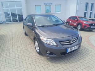 TOYOTA COROLLA Sedan 1.4 Luna