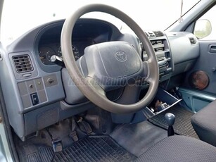 TOYOTA HI-ACE Hiace 2.4 D Combi