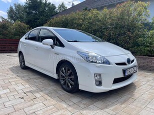 TOYOTA PRIUS 1.8 HSD Premium (Automata)