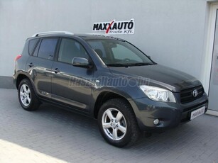 TOYOTA RAV 4 Rav4 2.0 4x4 Sol 4WD+NAVIGÁCIÓ+TOLATÓRADAR+2 ZÓNÁS DIG.KLÍMA!