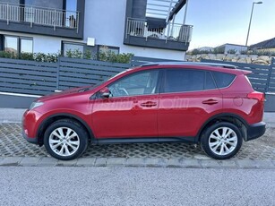 TOYOTA RAV 4 Rav4 2.2 DCAT Premium (Automata) 4x4 összkerék . Legmagasabb felszereltség . Újszerű állapot