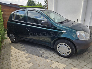 TOYOTA YARIS 1.0 Linea Terra