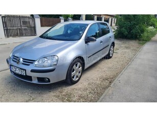 VOLKSWAGEN GOLF V 1.6 Comfortline Trendline