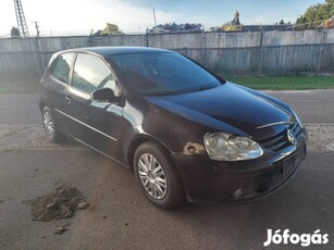 Volkswagen Golf V 1.6 Perfekt