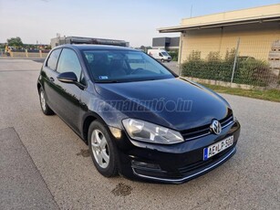 VOLKSWAGEN GOLF VII 1.6 TDI Highline