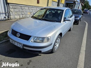 Volkswagen Passat 1.6 Comfortline Vonóhorog