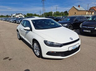 VOLKSWAGEN SCIROCCO 2.0 CR TDI DSG DIGITKLÍMA.ÜLÉSFŰTÉS.TOLATÓRADAR.17.ALU