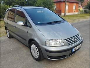 VOLKSWAGEN SHARAN 1.9 PD TDI Comfortline 7 személyes. 7 üléssel