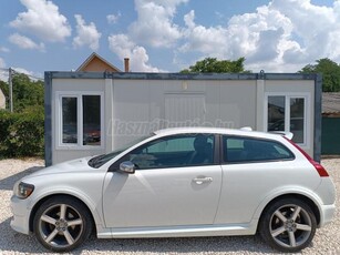 VOLVO C30 2.0 D R-Design Bőr belső! 18 coll alufelni! Szervizkönyv! AUTÓBESZÁMÍTÁS!